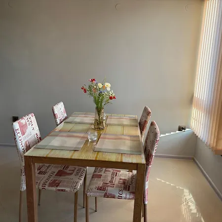 Bed & Breakfast студио за гости пентагон 3*